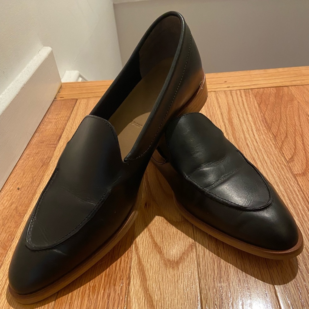 Size 10 everlane loafers. Like new. Only worn once.